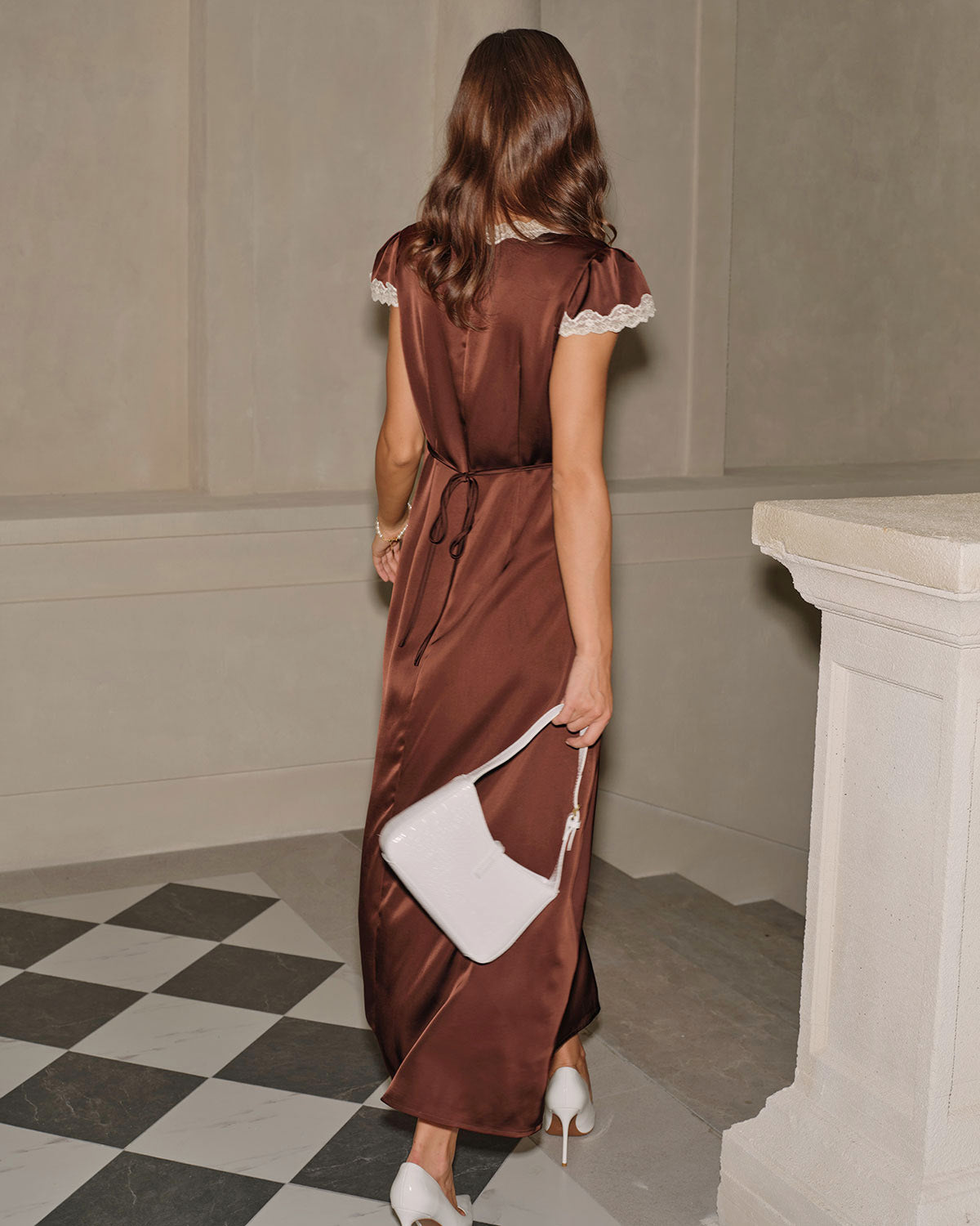 Bruine Satijn V-hals Kant Maxi-jurk